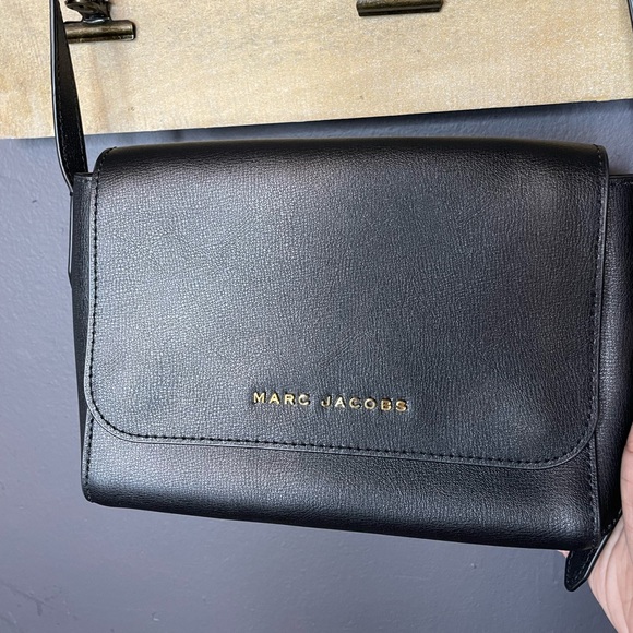 Marc Jacobs Purse Crossbody bag (black) Authentic - Picture 2 of 13